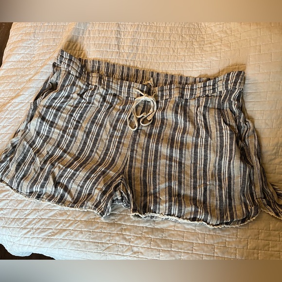 Lighweight Linen Stripped Pants - Picture 1 of 10
